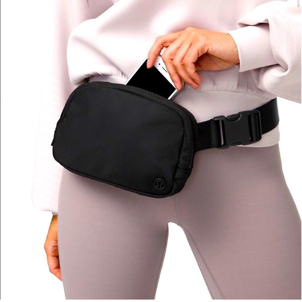 NWT Everywhere Belt bag Lululemon